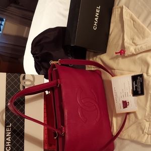 Chanel Caviar Red/Burgundy tote bag